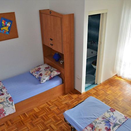 Apartman Rosa Pirovac Luaran gambar