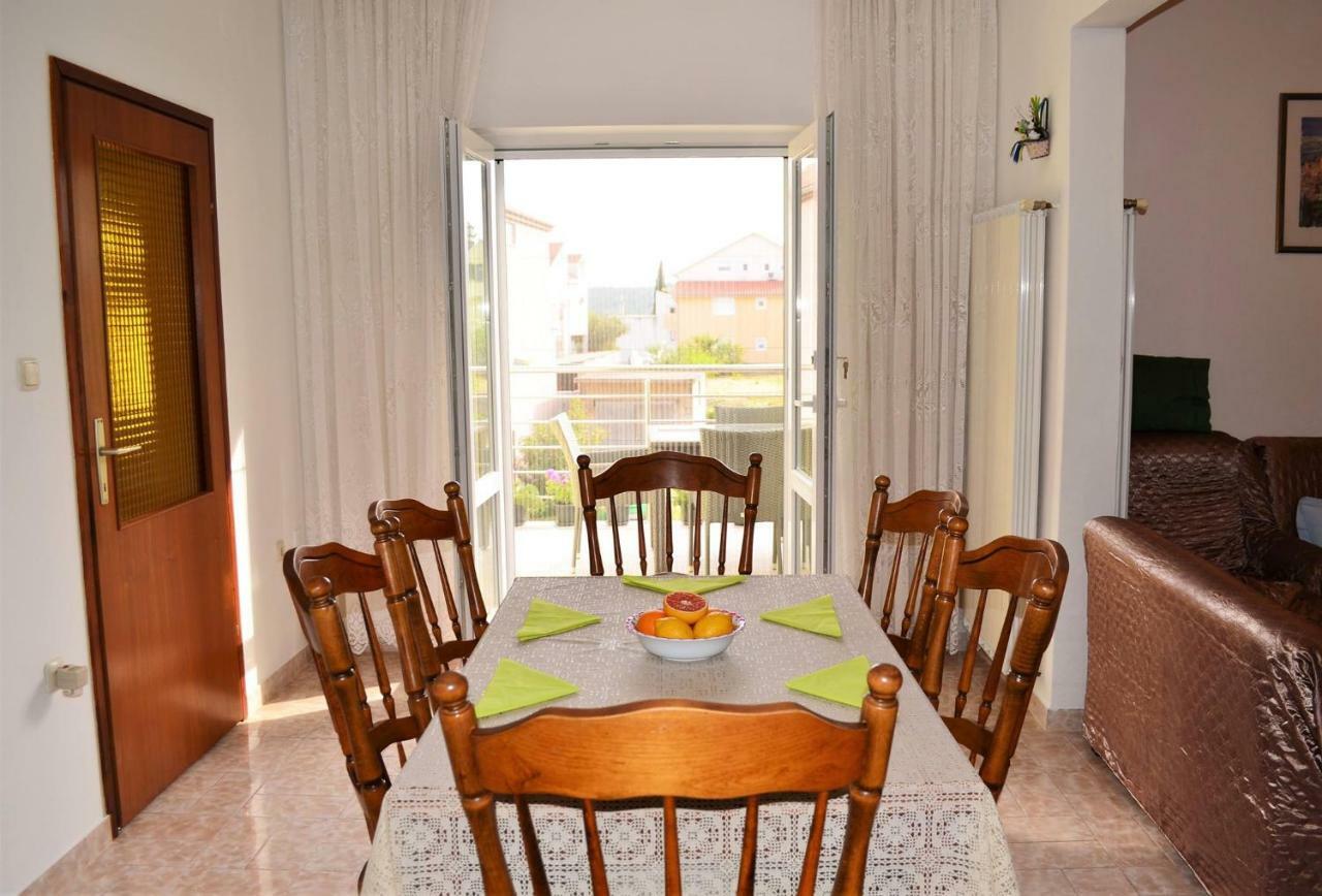 Apartman Rosa Pirovac Luaran gambar