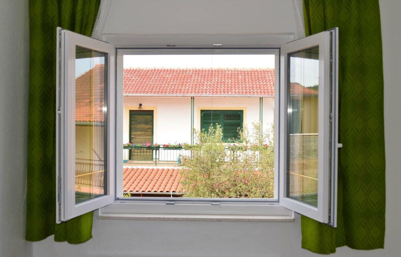 Apartman Rosa Pirovac Luaran gambar