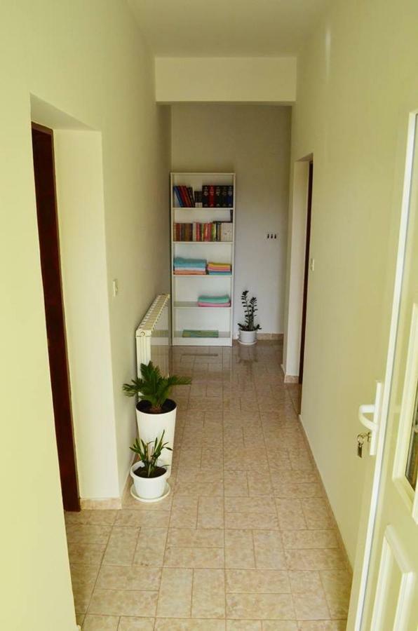 Apartman Rosa Pirovac Luaran gambar