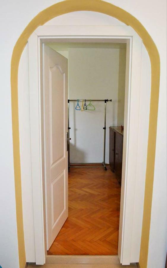 Apartman Rosa Pirovac Luaran gambar