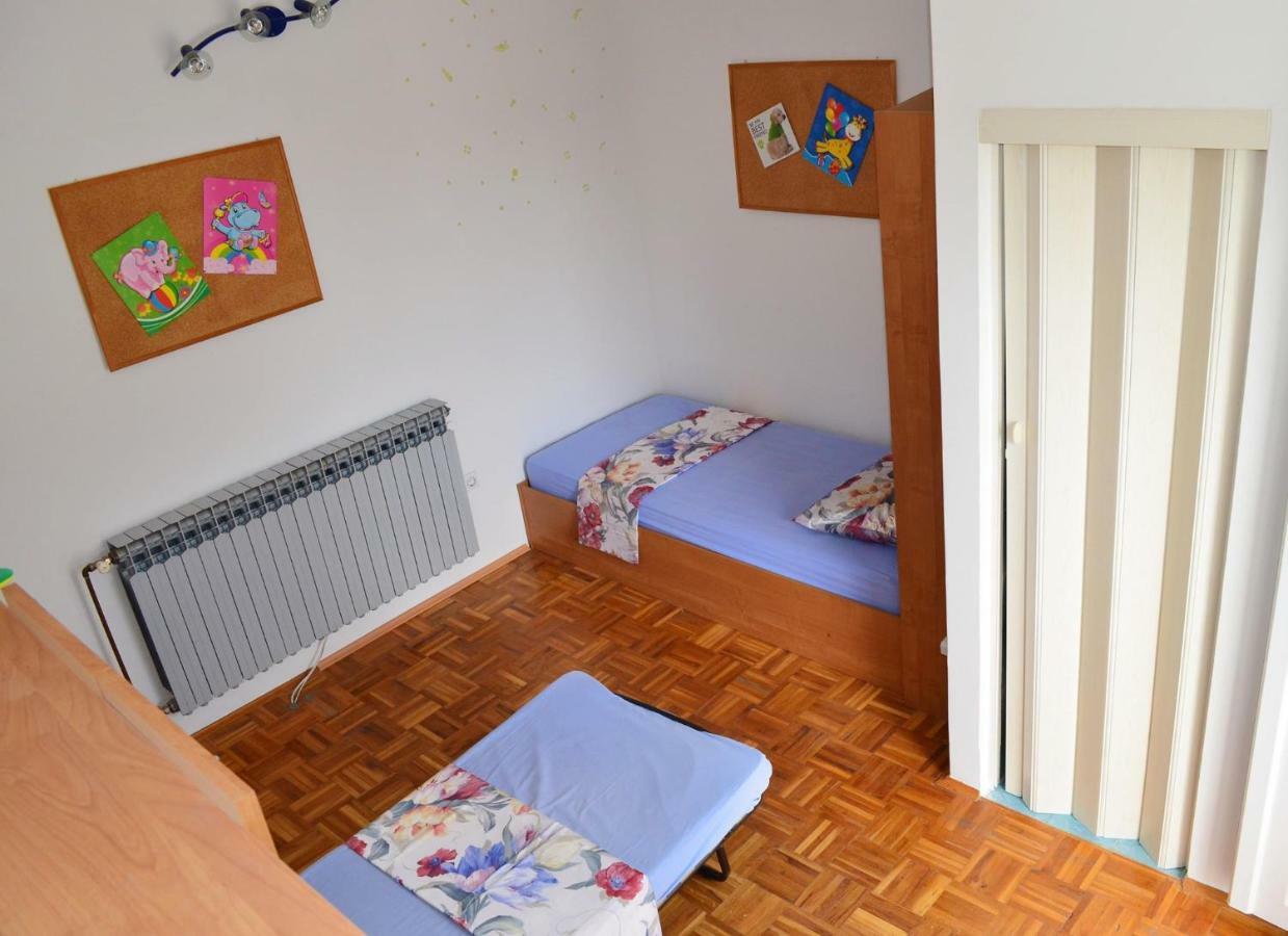 Apartman Rosa Pirovac Luaran gambar